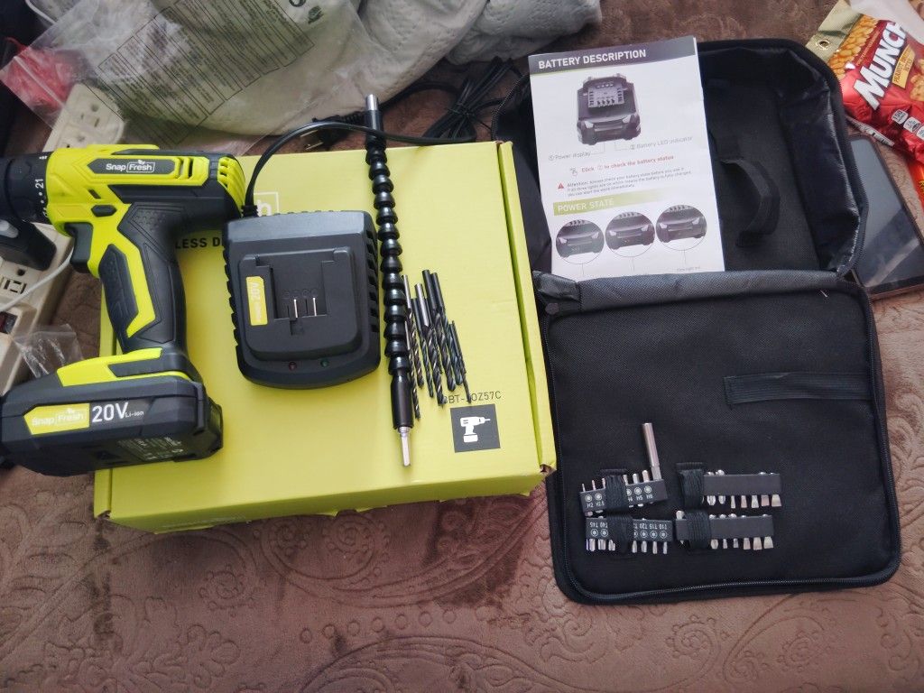 Snap fresh 20 Volt Li-ion Impact drill, Battery And Charger