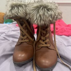 Charlotte russ fur Booties