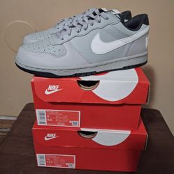 Nike Big Nike Low Mens 8, 13