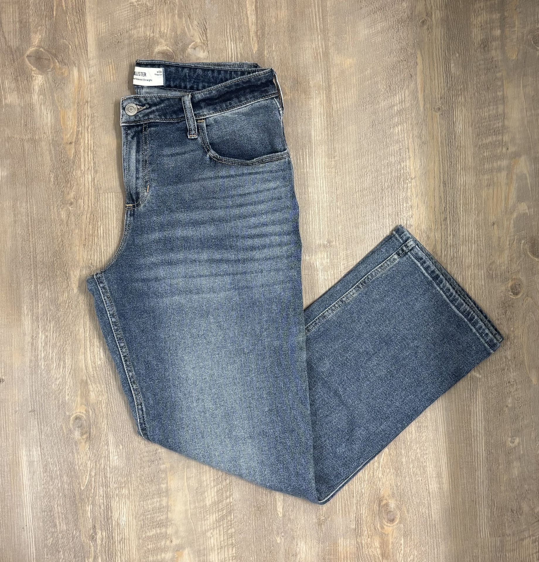 hollister low rise relaxed straight