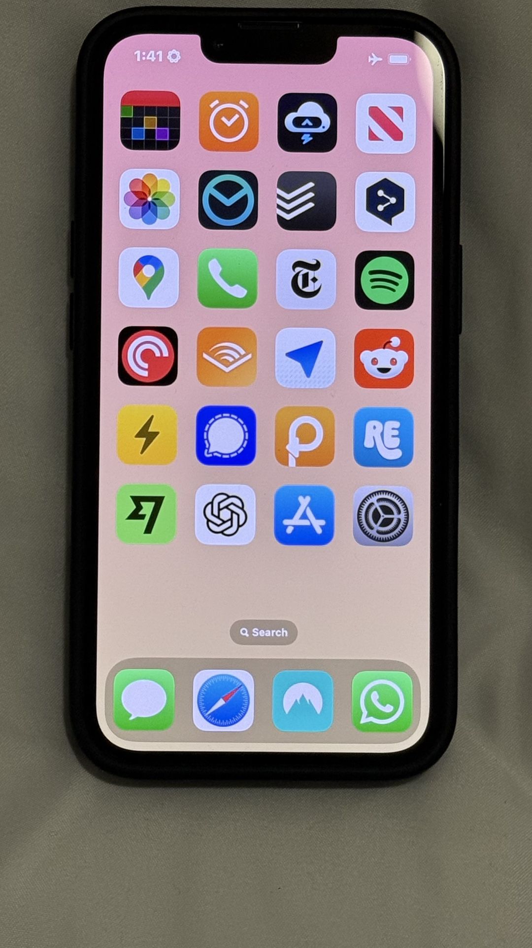iPhone 13 • 256GB • Unlocked