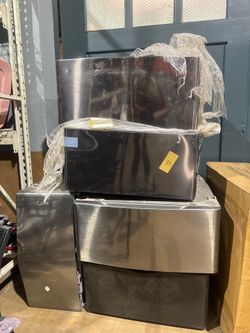 LG pedestals /drawer pair of 2