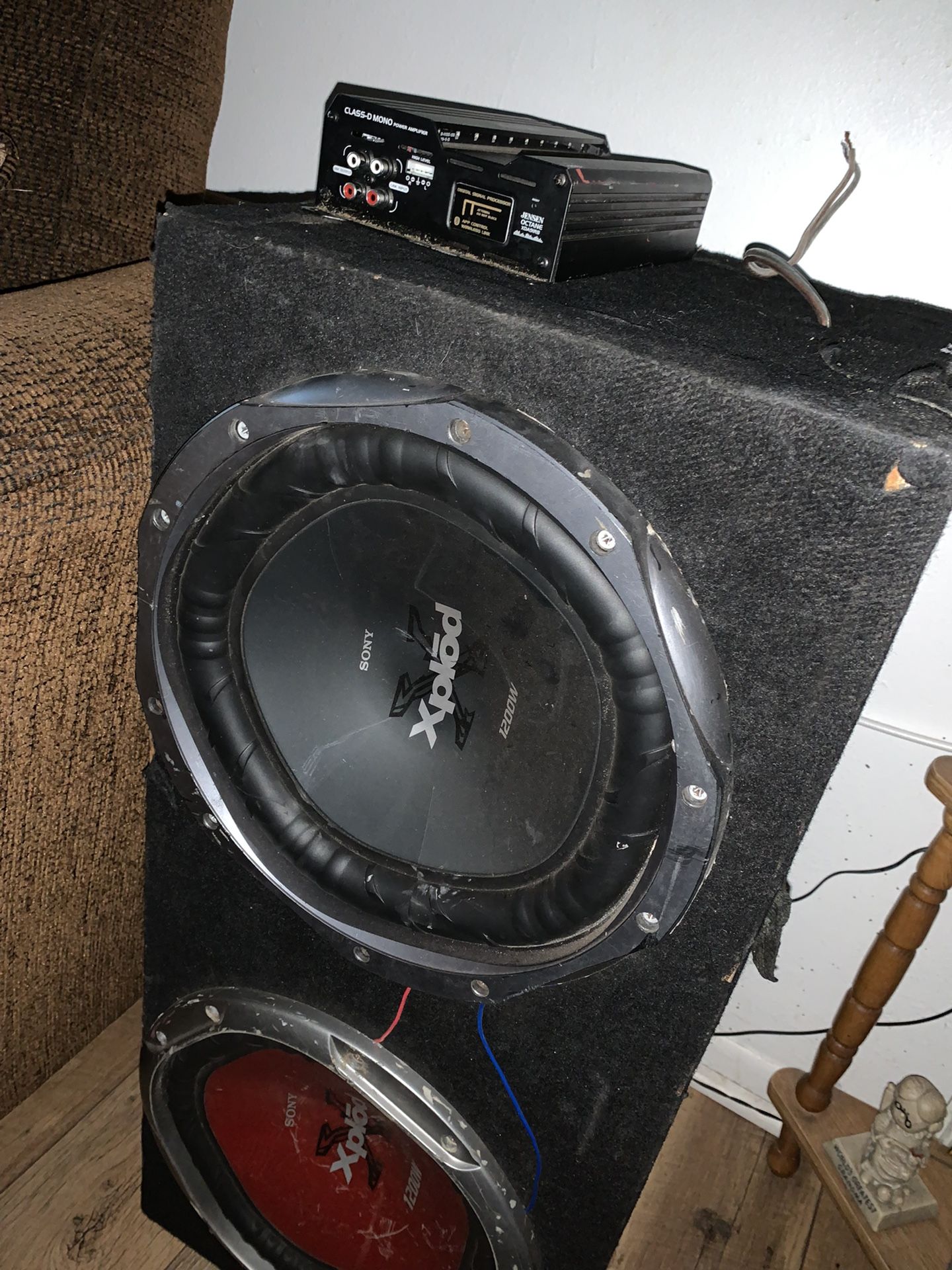 Dual 12” Subwoofer And Amp 