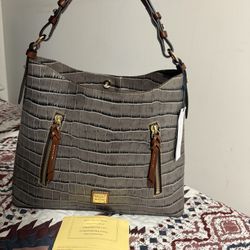 Dooney & Bourke