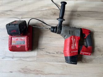 Milwaukee 0757-22 Cordless Rotary Hammer