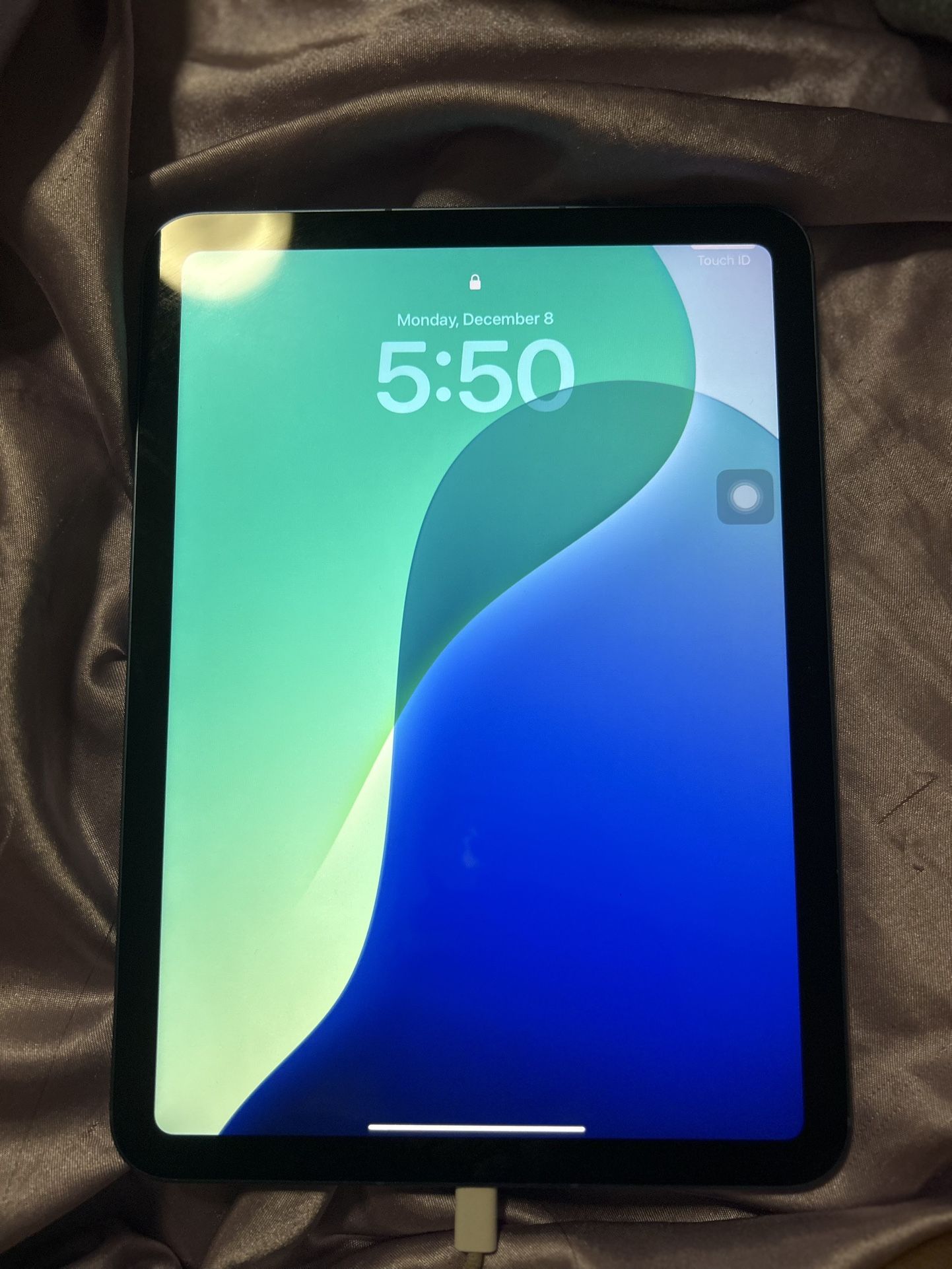 10th Generation Cellular iPad