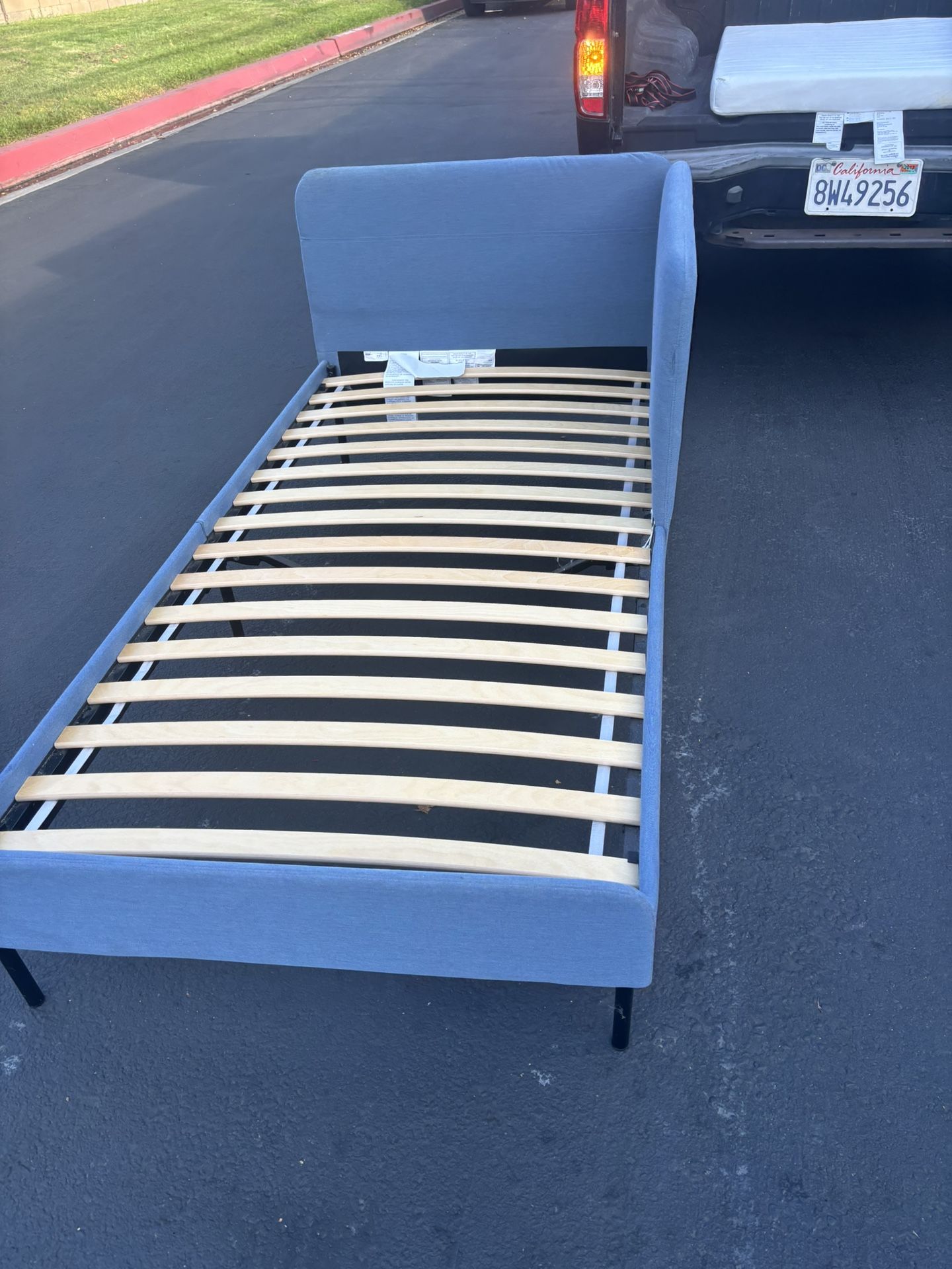 Twin Bed