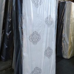 New Twin Size Mattress And Box Spring