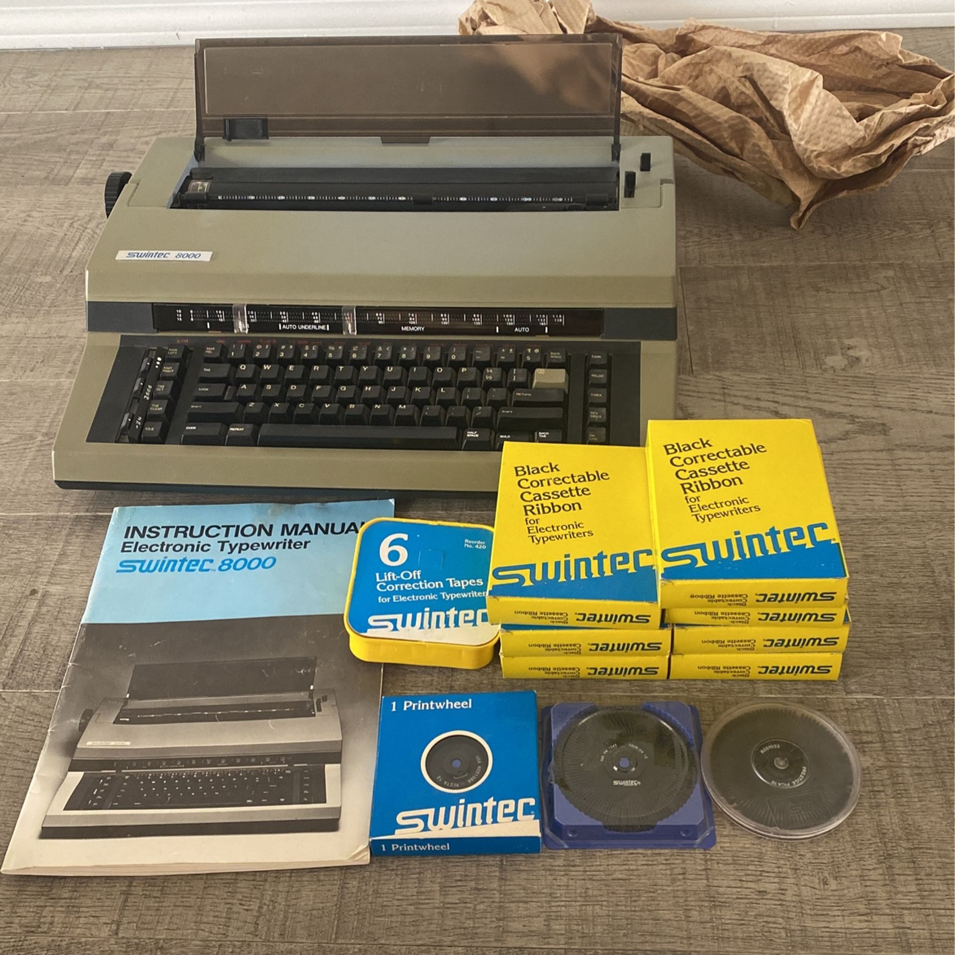 Electric Typewriter Swintec 8000