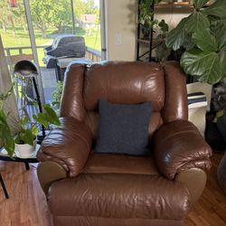 Large Comfy Recliner 