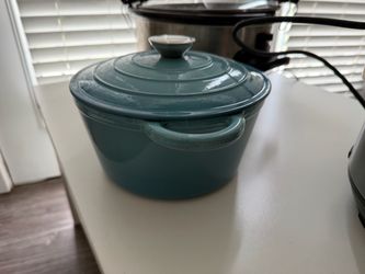 Teal Enameled Cast Iron Dutch Oven with Lid