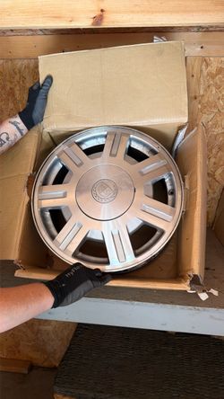 Cadillac rims 5Lug