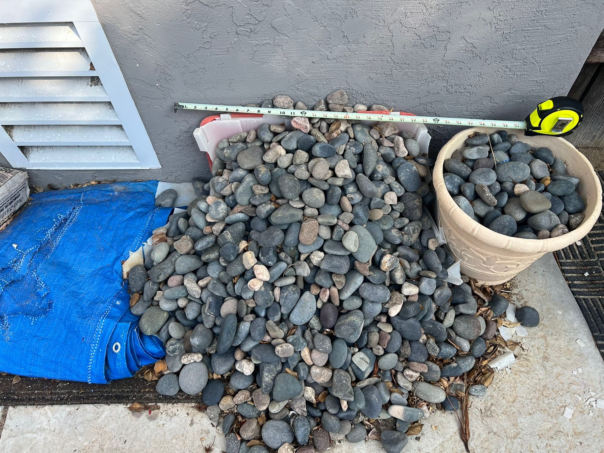 Free Decorative rock – ground cover