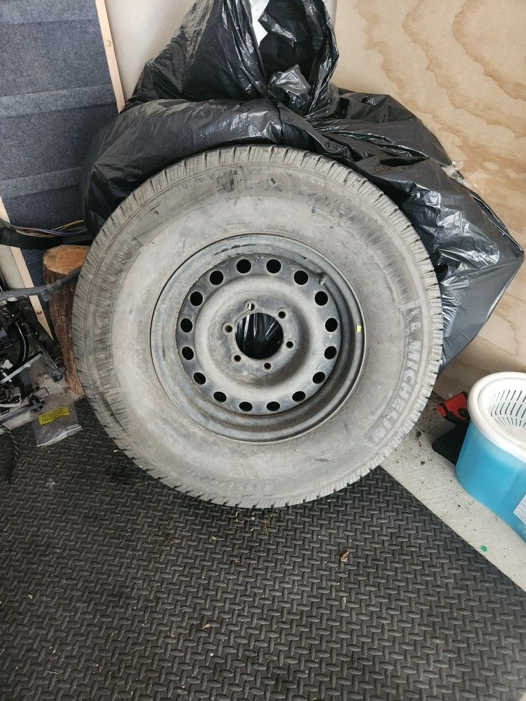 3rd Gen Tacoma Spare Tire