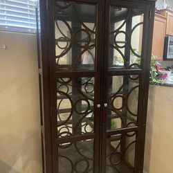 China Cabinet With Touch Activated Lights