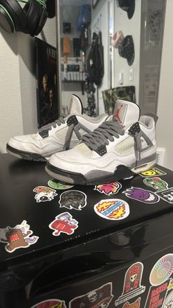 Jordan 4 white cement