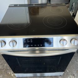 Stove 30 “ Wide Glass Top 