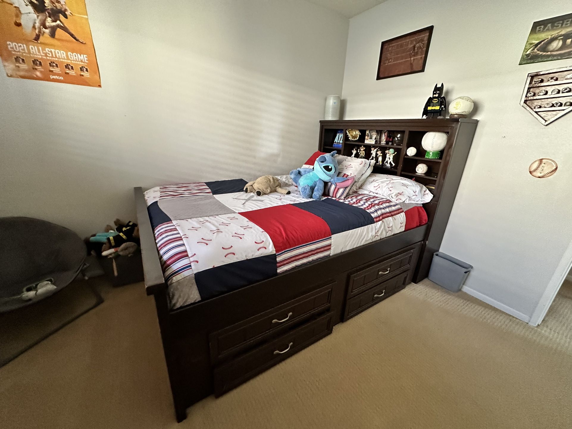 Full Size Bed With Twin Size Trundle Bed Below