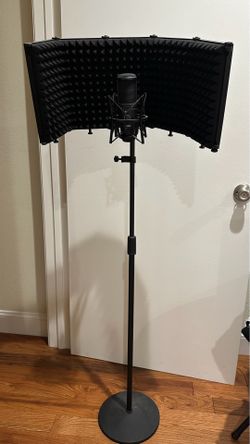 AKG P120 mic with stand and isolation vocal shield