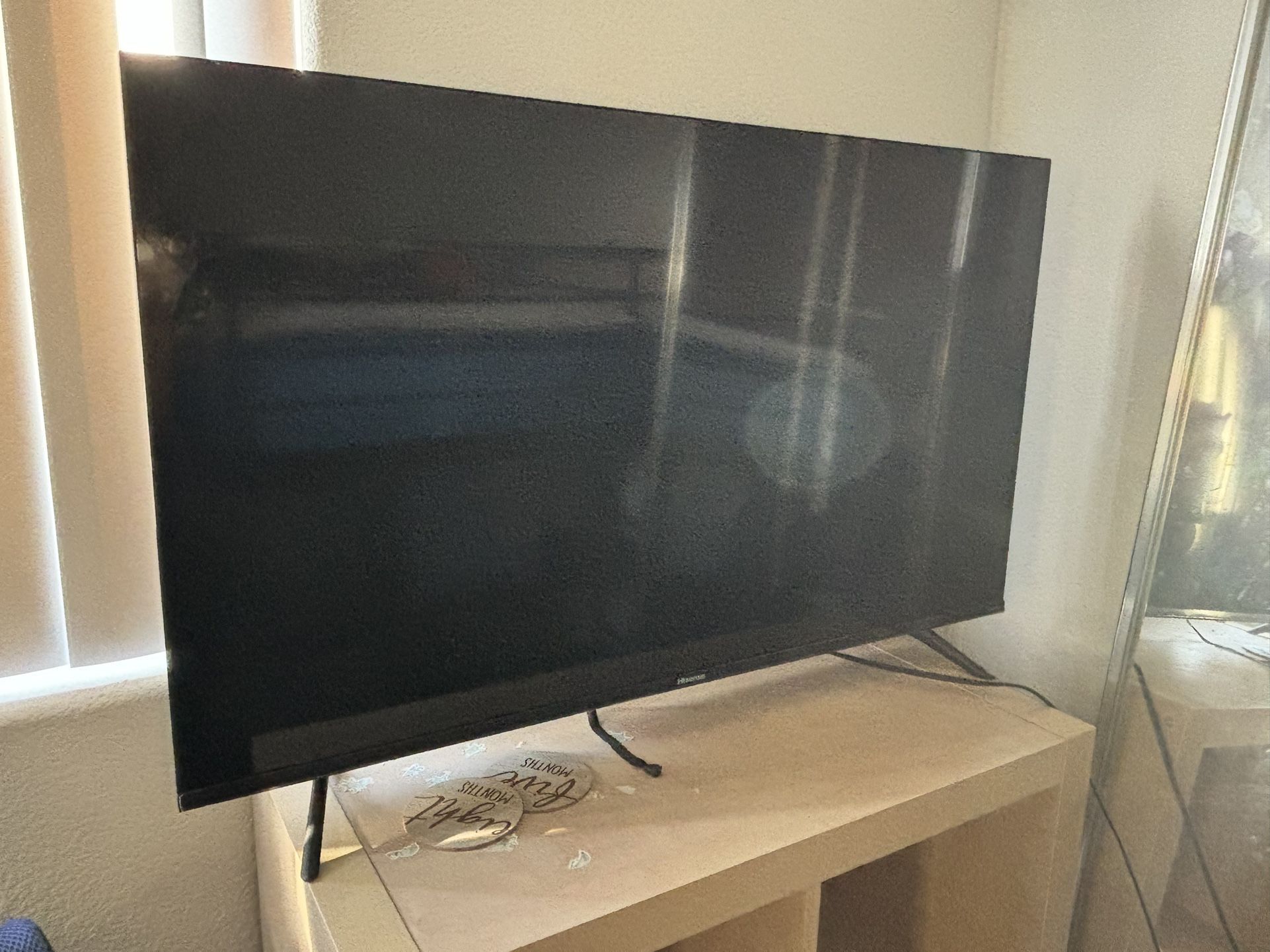 Roku Flat Screen TV