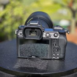 NIKON Z6II CAMERA BODY. BODY ONLY.