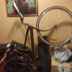 Massive Beach Cruiser Aired Up And Ready To Ride