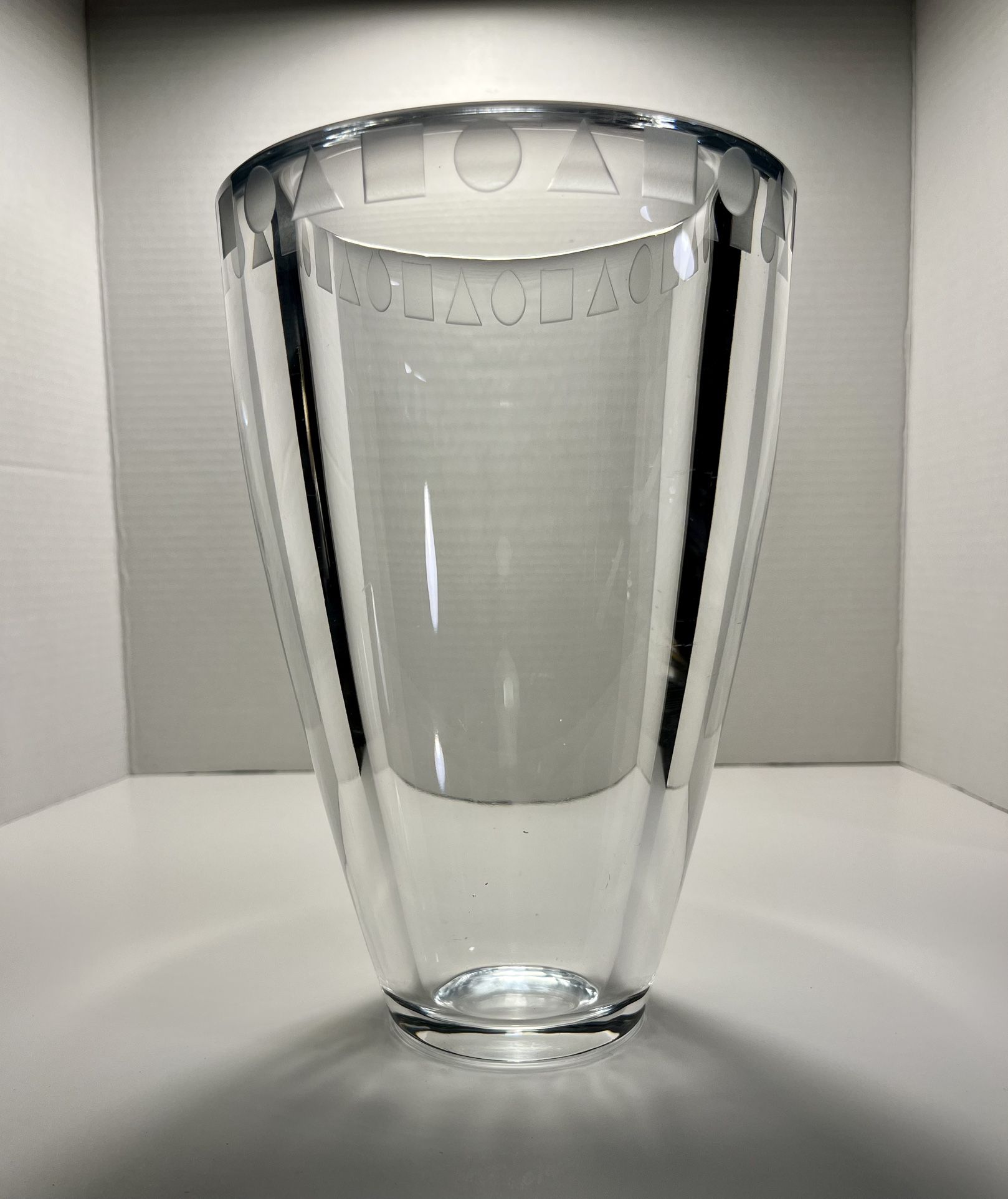 Original 1970’s Sasaki Crystal Glass Vase by Ward Bennett Made in Japan Art Deco