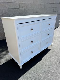 Elegant white decorative