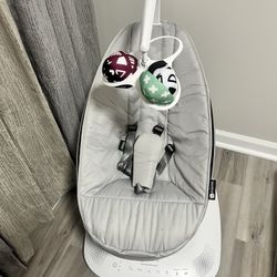 MamaRoo Baby Swing 