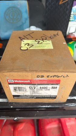 New 2003 explorer alternator