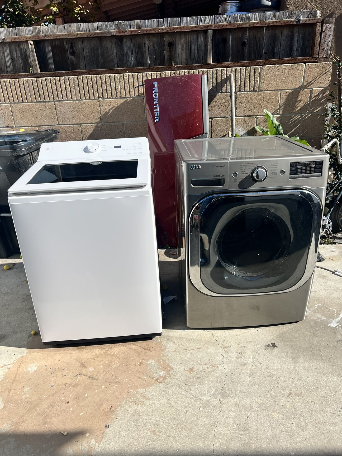 LG Brand New Washer And LG Used Dryer