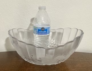 Beautiful Heavy Glass Bowl Decorative Grape Design 