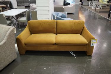 Kuka Sofa