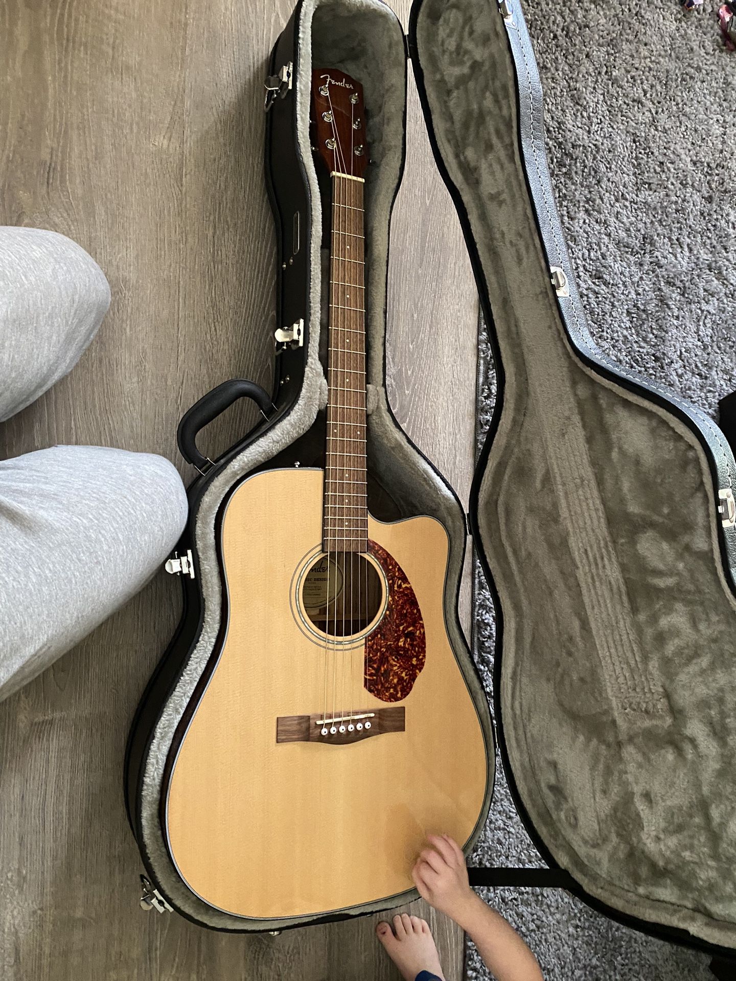 Fender Acoustic Electric Built In Tuner