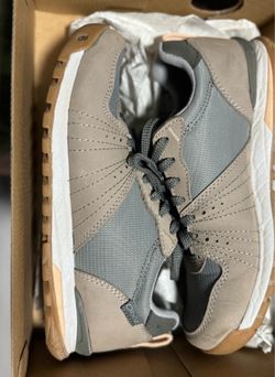 Oboz Low-Top Sneakers Tan Gray