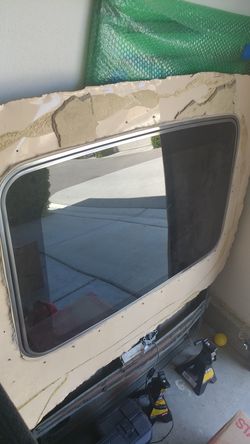 Moonroof 38 inch