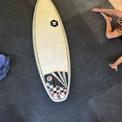 7 Brand Epoxy Surfboard 5’6”