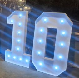 #10 Marquee