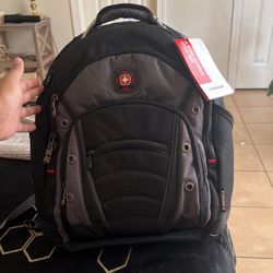 WENGER Backpack 16” 🎒 