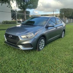 2018 hyundai ACCENT