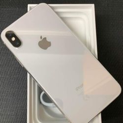 iPhone X,  Factorý  Únlocked.. Excellent Condition..