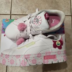 Authentic Puma Trolls Sneakers