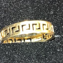14k Gold Ring Size 6 