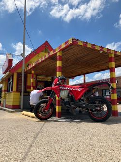 2024 gasgas ES 500