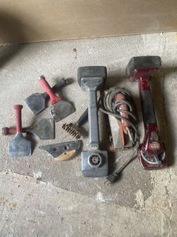 Carpet Tool Lot with Accessories