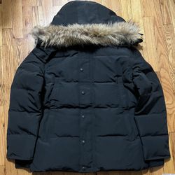 Canada Goose 