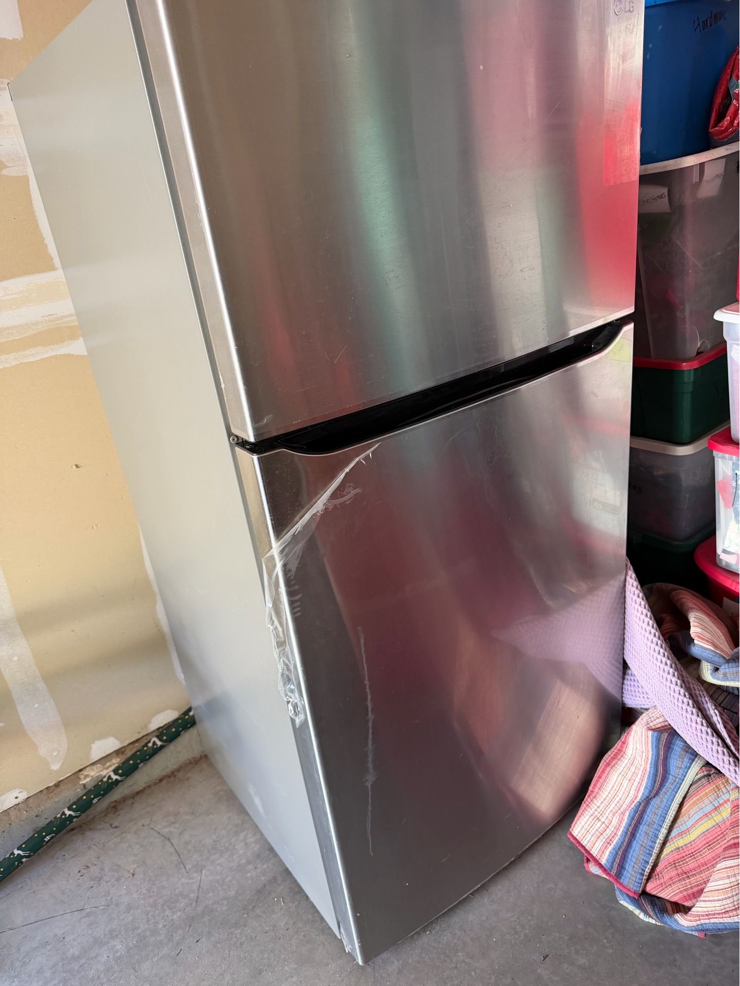 Refrigerator