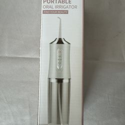 Portable Oral Irrigator