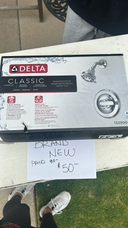 New Delta Classic Shower Head And Knob