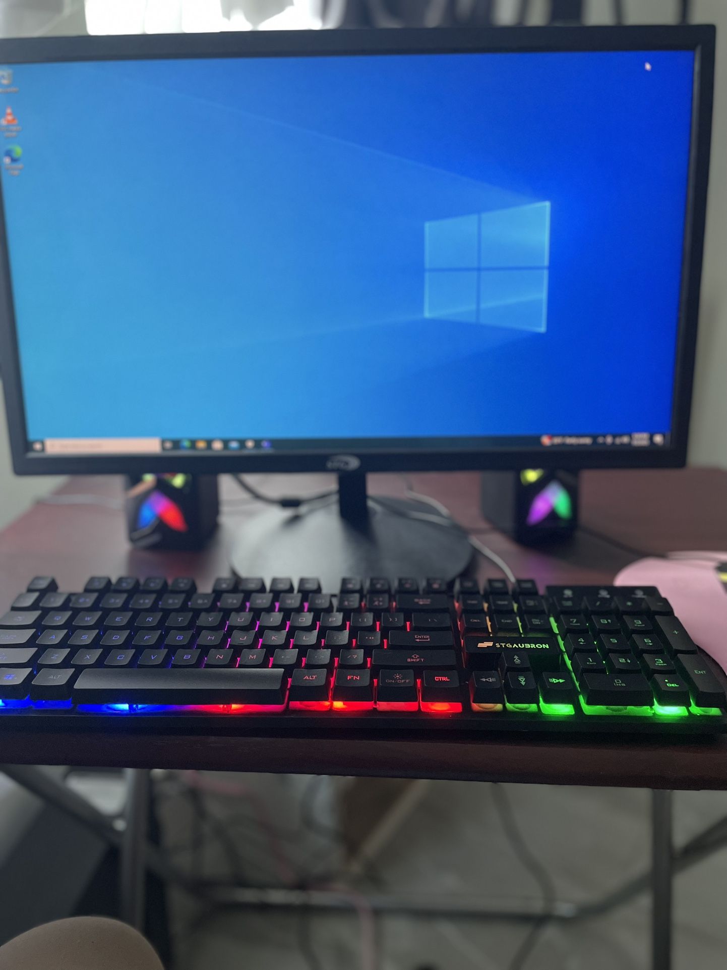 HP Elite Desktop PC Setup w/22β Monitor